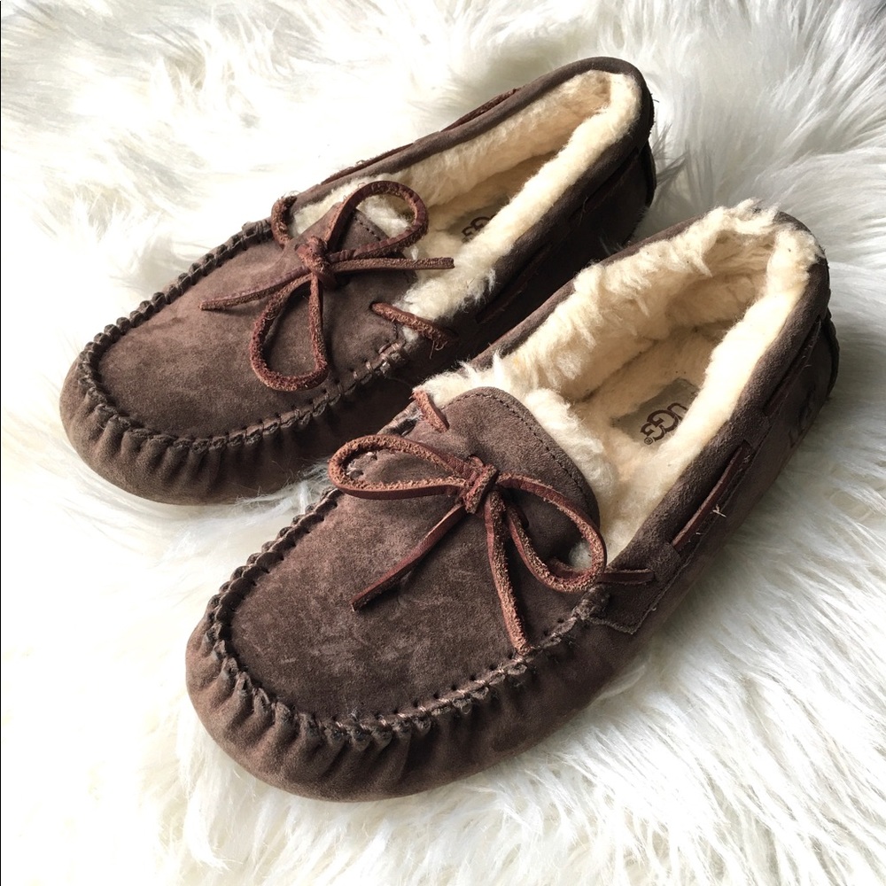 Ugg Dakota Mocassins Slipper 5612 Size 6 Chestnut